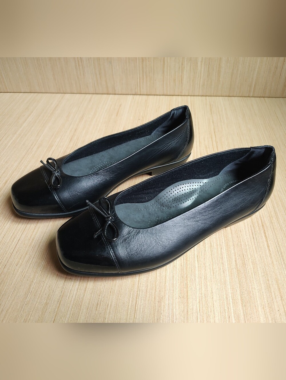 SAS Tripad Women's Coco Ballet Flats Leather Cap Toe Patent Black Bow 10 W Shoes